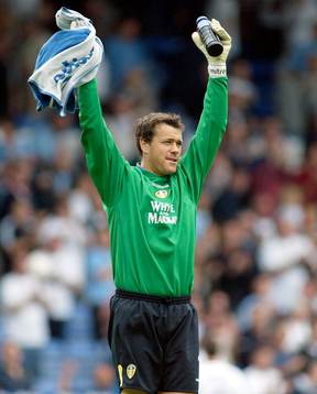  Neil Sullivan, Leeds (Målvakt, Jubel)