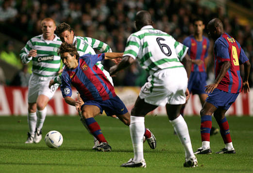 Deco, Barcelona jagas av Alan Thompson, Celtic