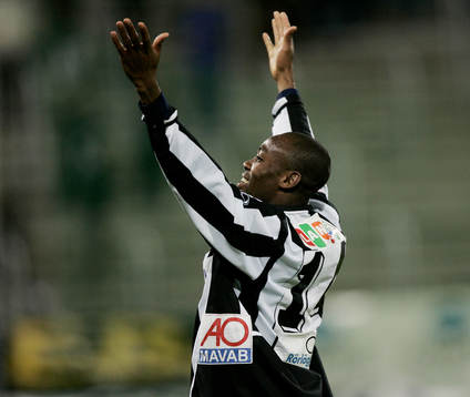 Oneykachi Kevin Amuneke, jubel