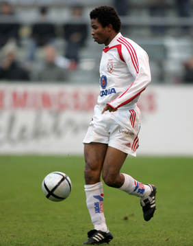 Charles Sampson, Assyriska