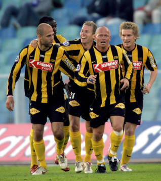  Teddy Lucic, Jonas Henriksson, Stig Tˆfting och Eirik Dybendal, H‰cken jublar. 
