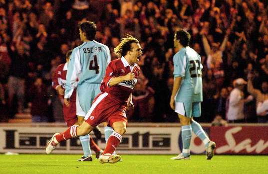  Boudewijn Zenden, Middlesbrough, jubel efter 1-0