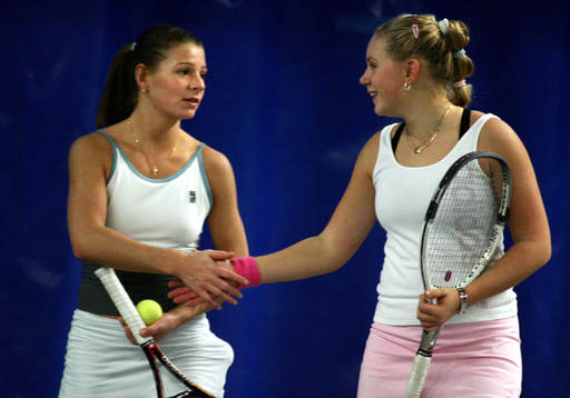 Tennis. Elitserien, Damer. SNatalia Papadopolu och Michaela