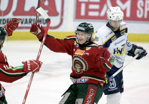  Per-Johan Axelsson, jubel.  