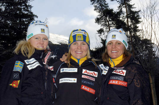 Frv, Jessica Lindell-Vikarby, Anja Pärson och Janette