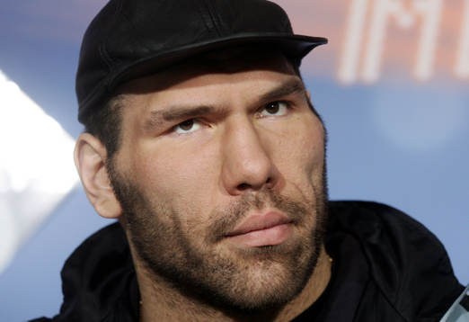 Boxning. Nikolai Valuev - Attila Levins jätteloke ryske