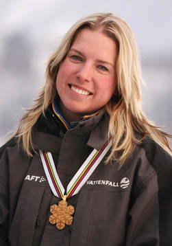Skidor. VM. Emelie Öhrstig med guldmedaljen