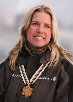 Skidor. VM. Emelie Öhrstig med guldmedaljen