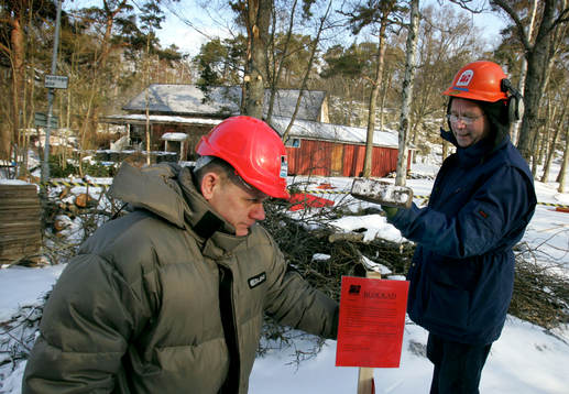 Representanter från Byggnads kom vid åttatiden på