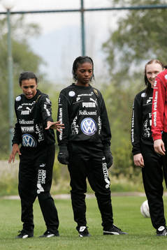 Fotboll, Umeå, dam, träningsläger, träning.  Marta Da