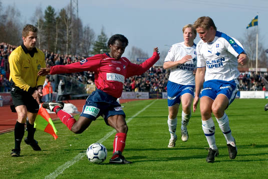 John Pelu och Patrik Jönsson, Viktor Rönneklev