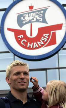 Marcus Allbäck med eottern