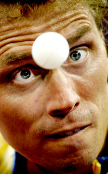  Jörgen Persson förlorade mot Timo Boll, Tyskland i sin sista VM-match.