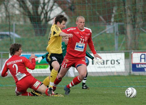 David Hansson, Hässleholm, mot Dan Mårtensson och Thomas
