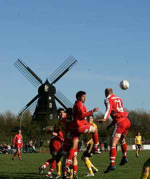 Väderkvarn, idyll, idylliska Höllvikens idrottsplats