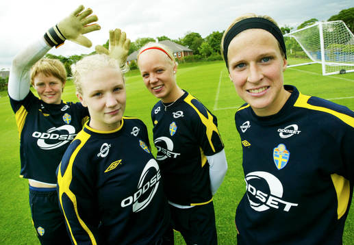  Maja Åström, Anna Paulsson,  Caroline Seger och Maria Karlsson.