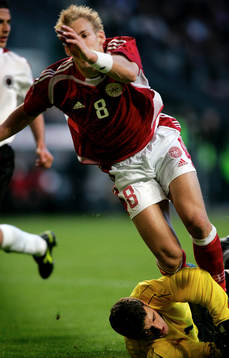  Sören Larsen, Danmark och Ilion Lika, (målvakt) Albanien.