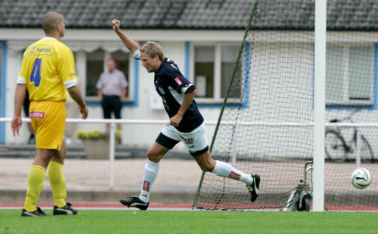   Mål, Stefan Noresson. Jubel.