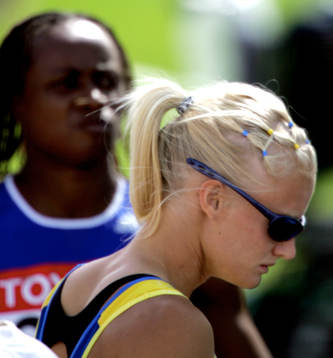 Carolina Klüft, Sverige och Eunice Barber, Frankrike