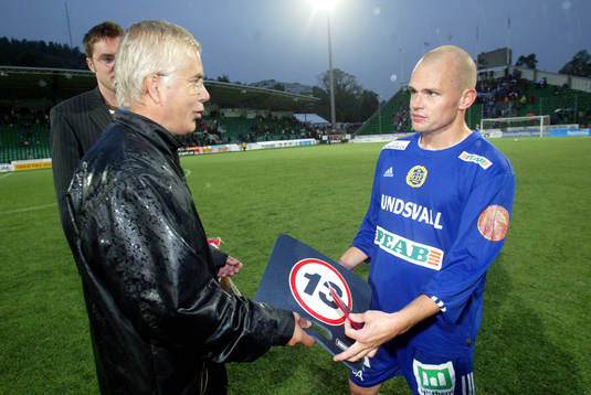 Svenska Spel. Peter Olofsson, Sundsvall tar emot pris för