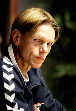  Urs Schönenberger, tränare FC Thun. 