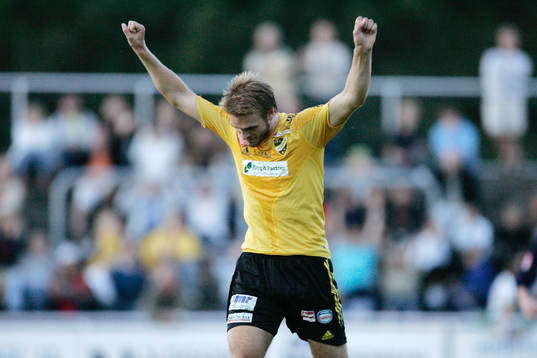  0-1, målskytten Jesper Westerberg jubel.