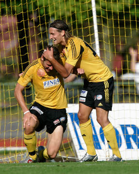 Mål, Alexander Söderberg, som grattas av Peter Eriksson