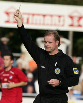 Johnny Lundbäck, domare