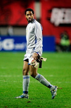 Eddie Gustafsson, (målvakt) Sverige