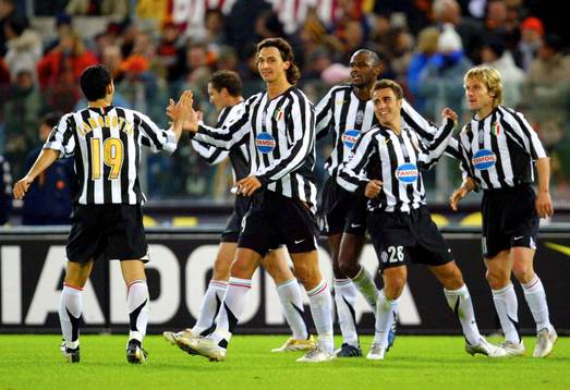  Pavel Nedved, Gianluca Zambrotta, Giorgio Chiellini, Zlatan Ibrahimovic, Patrick Vieira och Fabio Cannavaro, Juventus, jubel.