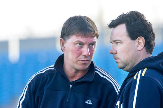 Tränarna Kjell Jonevret och Stefan Rehn har inte haft det