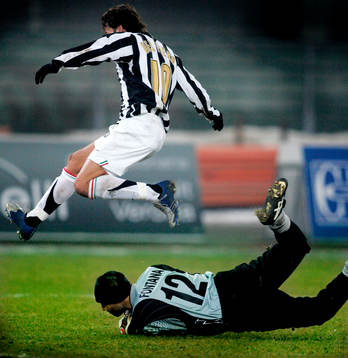 Alessandro Del Piero, Juventus och Fontana (målvakt) Chievo