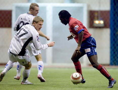 Patrik Ingelsten, Halmstad och John Pelu, Öster