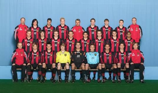 Bakre raden från vänster: Göran Pettersson