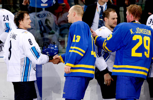 Mats Sundin och Kenny Jönsson, Sverige tackar Teemu