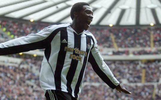  Shola Ameobi, Newcastle (Jubel)