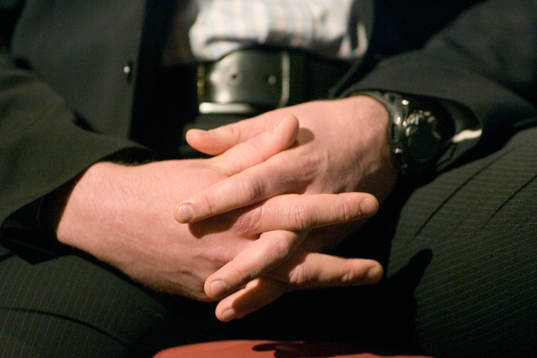 Rikard Norling. Knäppta händer, en bön om att det skall