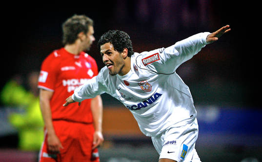  Mahmoud Hejazi, Assyriska jubel efter 2-0 målet
