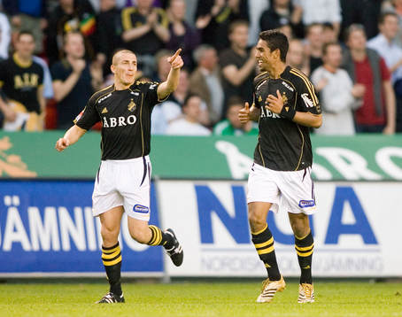 Nenad Lukic och Wilton Figueiredo, AIK. Jubel