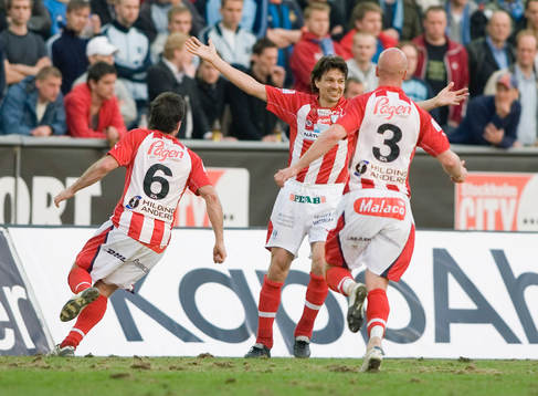   Jari Litmanen, Malmö, jubel efter 1-3.   