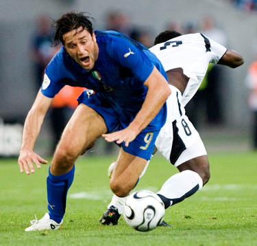 Luca Toni, Italien