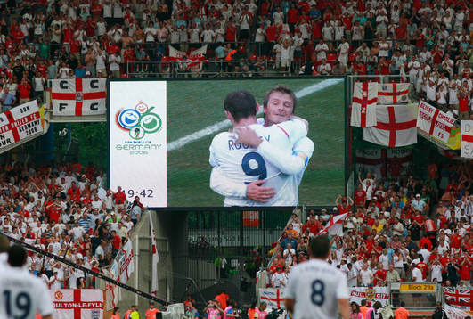  David Beckham och Wayne Rooney, England (Jubel, TV, Storbildstv)