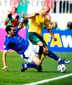  Gianluca Zambrotta, Italien och Marco Bresciano, Australien.