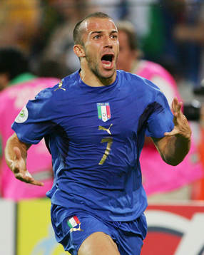  Alessandro del Piero, Italien, jubel efter 0-2.