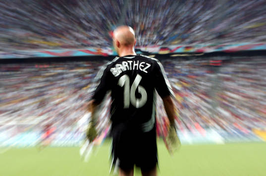 Fabien Barthez, målvakt, Frankrike. Genre