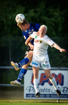 Tommy Jönsson, Halmstad vinner nickduell mot Benny