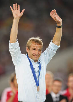  Jürgen Klinsmann, förbundskapten, Tyskland. Jubel. Brons, bronsmedalj.