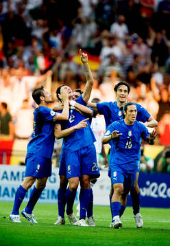   Marco Materazzi, Italien, jubel efter 1-1 målet. 