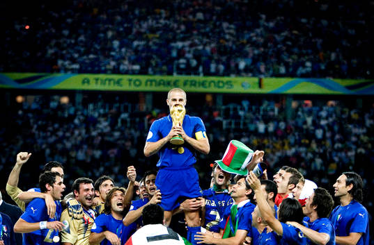 Italien är världsmästare. Fabio Cannavaro, Italien,