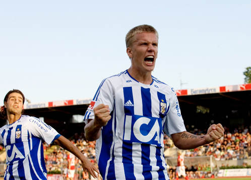   0-1 Pontus Wernbloom, som skriker ut sin glädje.